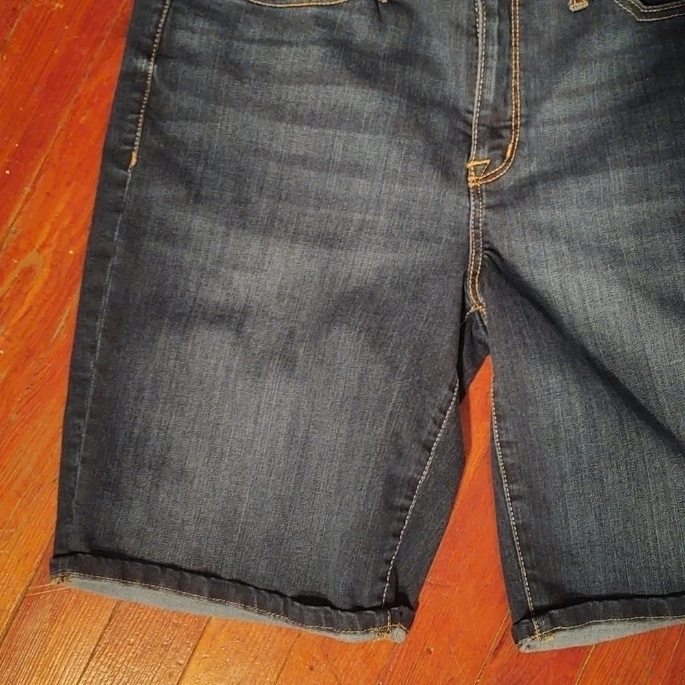 Seven7 Sunset Bermuda Long Length Dark Wash Denim Shorts Sz 14